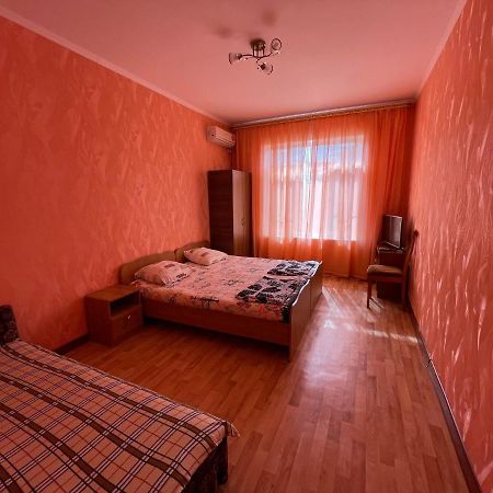 Гостевой Дом Светлана Hotel Leselidze Exterior photo